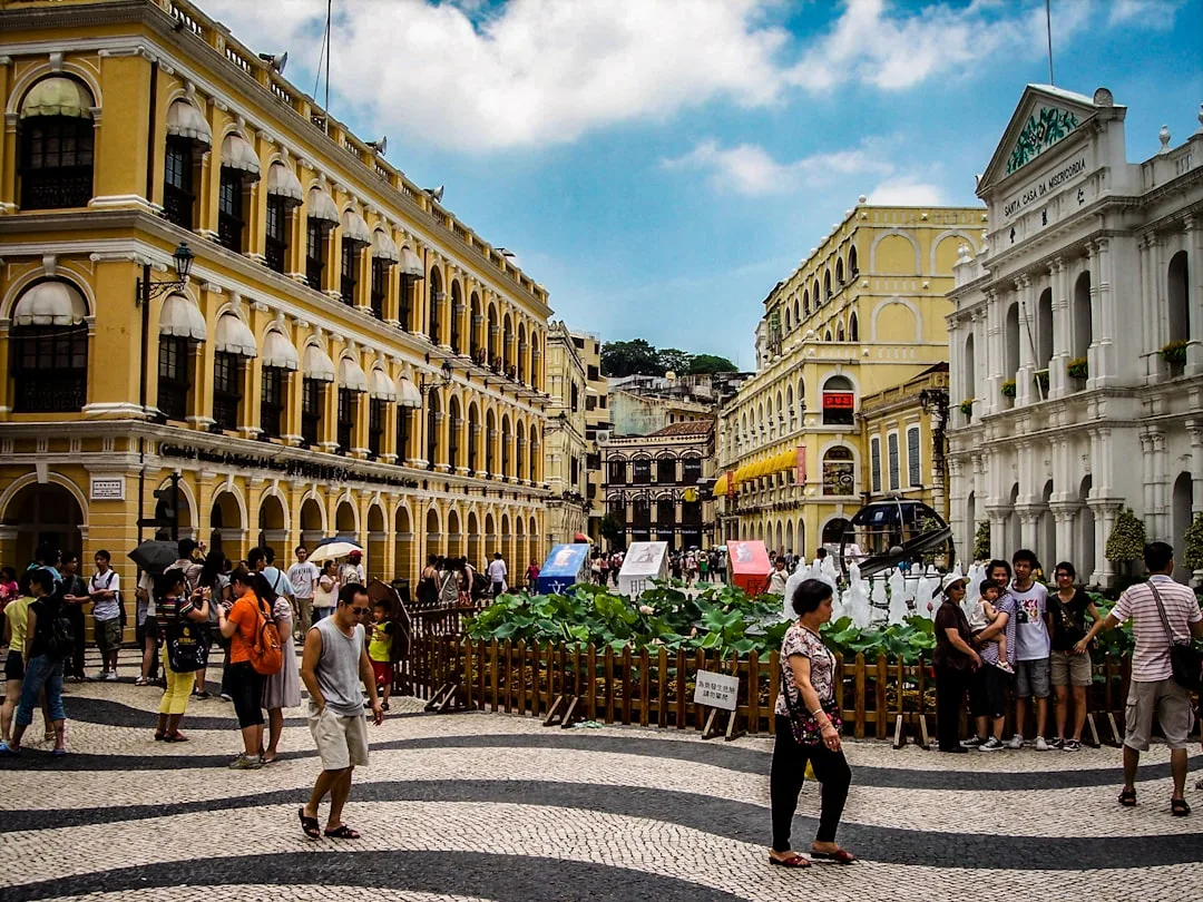 Jadwal draw Macau 4D malam - Macau Senado Square Portuguese architecture, daily 22:00 WIB