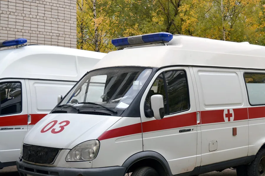 Ilustrasi mimpi cuci darah — ambulance, the medicine, hospital, health care, urgent care, machine, service, ambulance, ambulance, ambulance, ambulance, ambulance