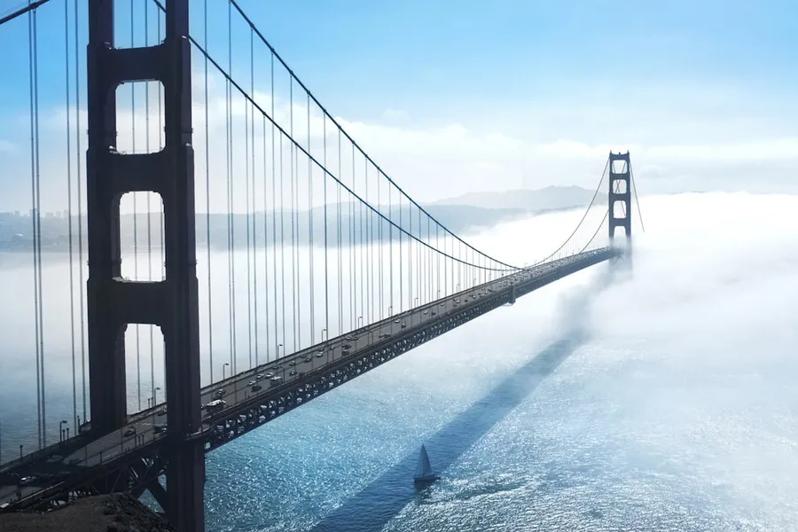 Ilustrasi mimpi jembatan — Golden Gate Bridge, San Francisco California